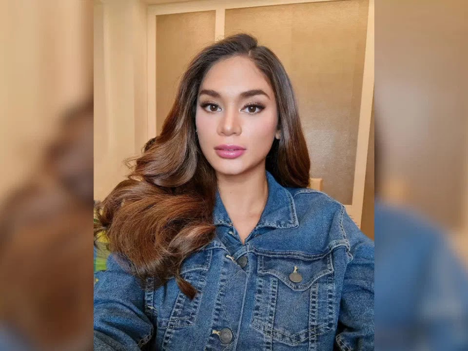 Pia Wurtzbach: I used to be a submissive girlfriend