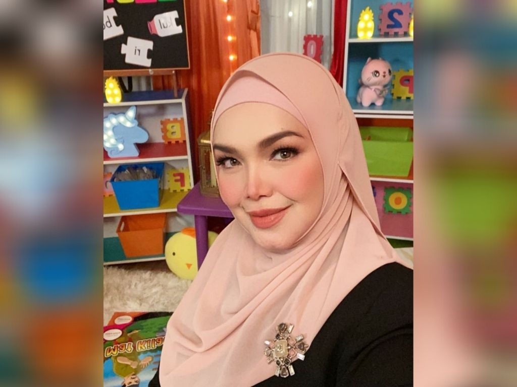 Siti Nurhaliza records children’s songs