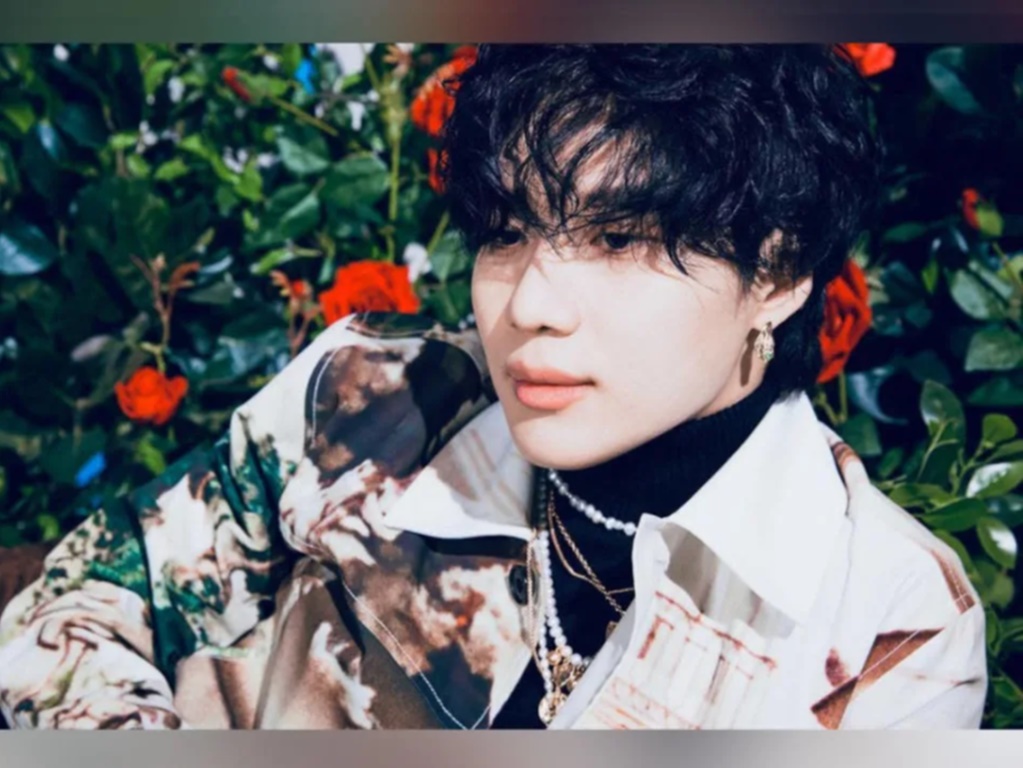 SHINee’s Taemin speaks to fans in video after military announcement