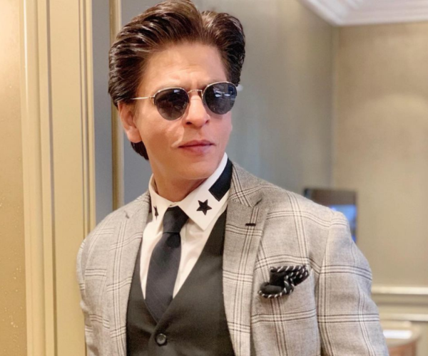 Netizens suddenly calling for a Shah Rukh Khan boycott