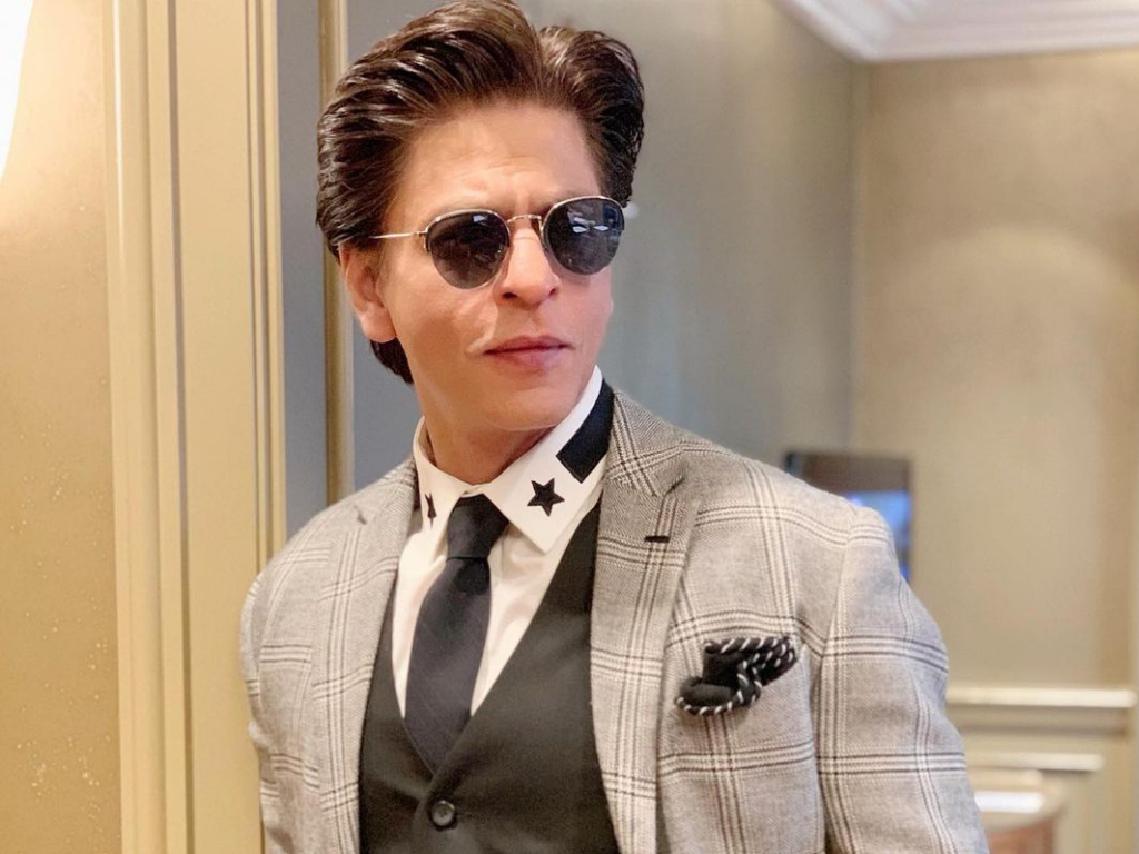 Netizens suddenly calling for a Shah Rukh Khan boycott