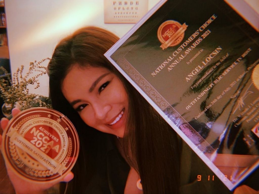 Angel Locsin is awarded for her charity work again