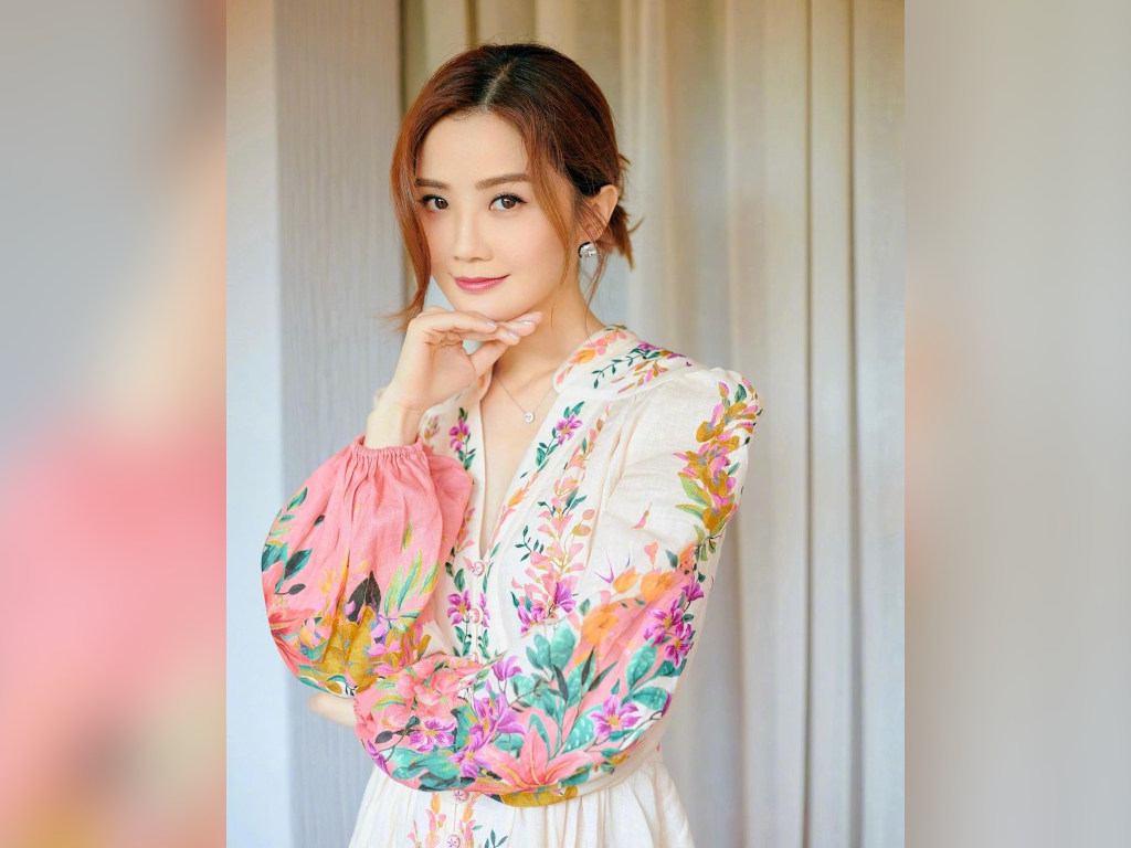 Charlene Choi denies coming from a wealthy family