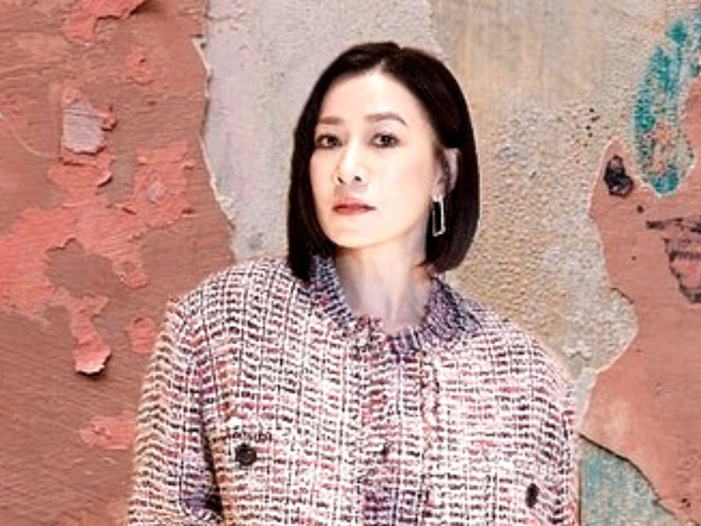 Charmaine Sheh begins rehearsing to play news anchor role