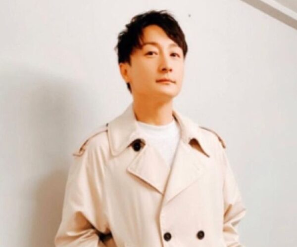 Alex Fong is in constant contact with girlfriend in Korea