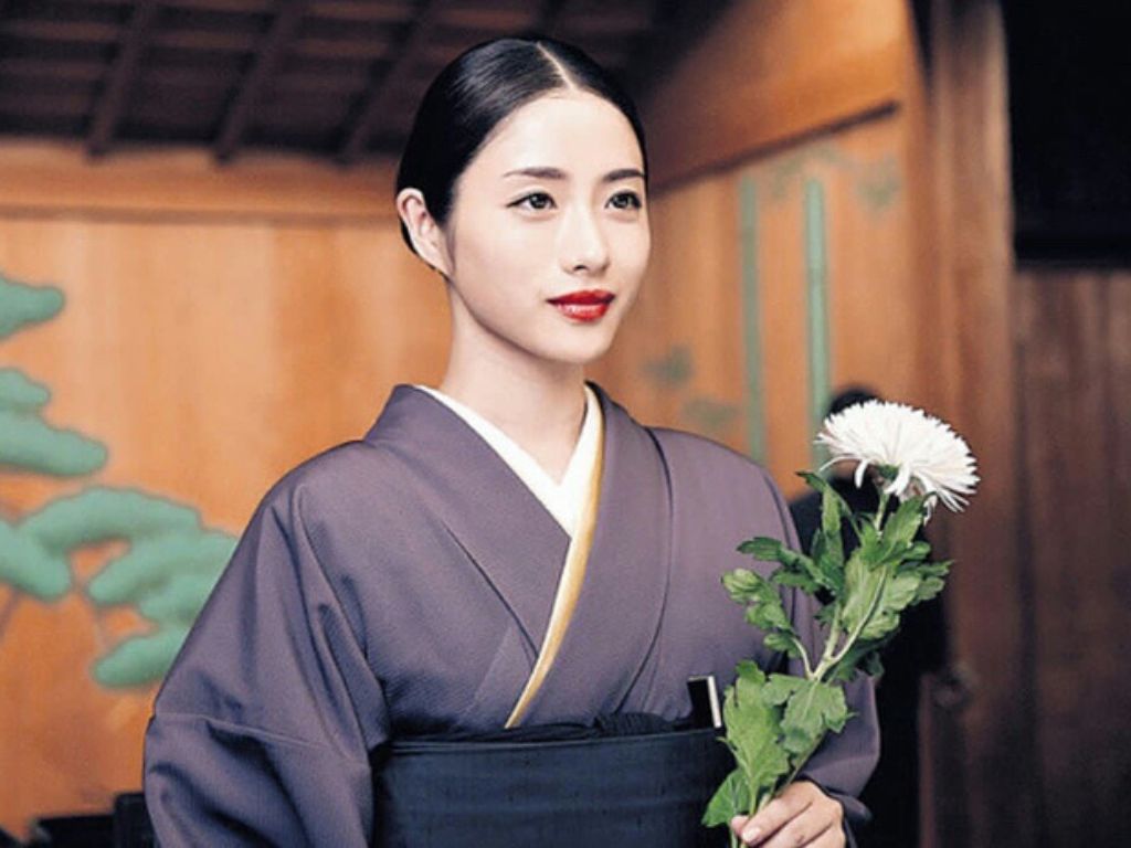 Satomi Ishihara returns to work