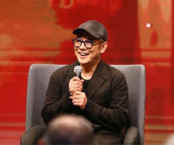 Jet Li jokes about multiple death hoaxes