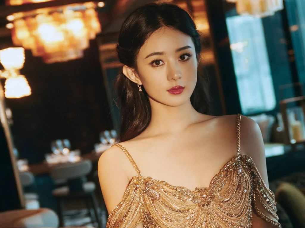 Zanilia Zhao shares first personal photo with AFA accolade