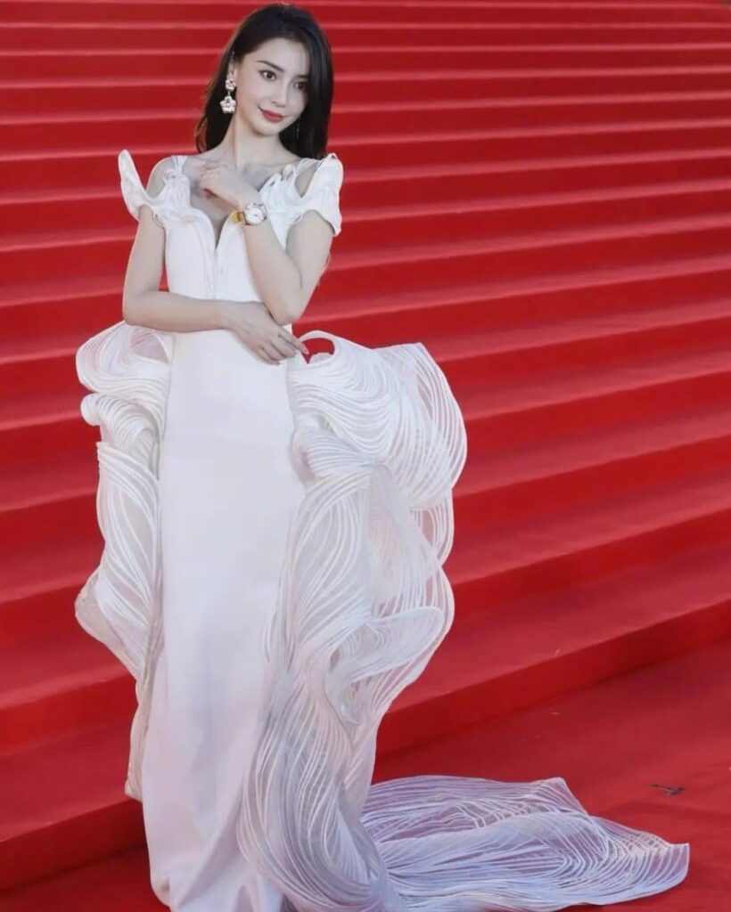 Angelababy makes appearance at the HKFA, angelababy, celeb asia, hong kong film awards, theHive.Asia