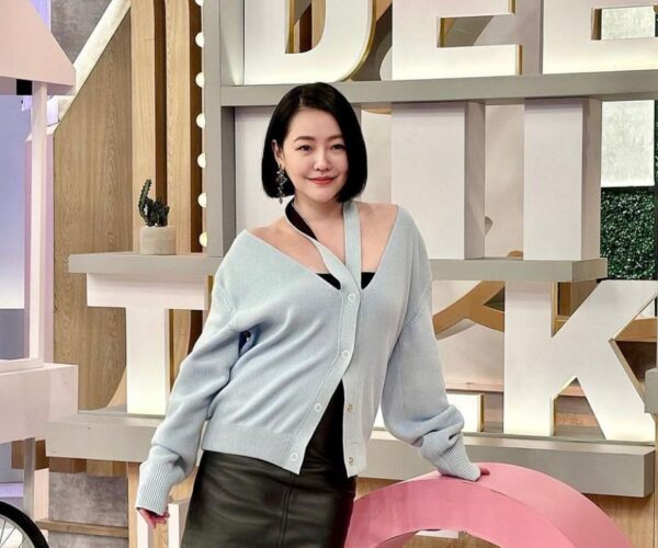 Dee Hsu doesn’t see the need to revive “Kang Xi Lai Le”