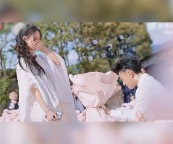 Huang Zitao’s proposal to Xu Yiyang goes viral