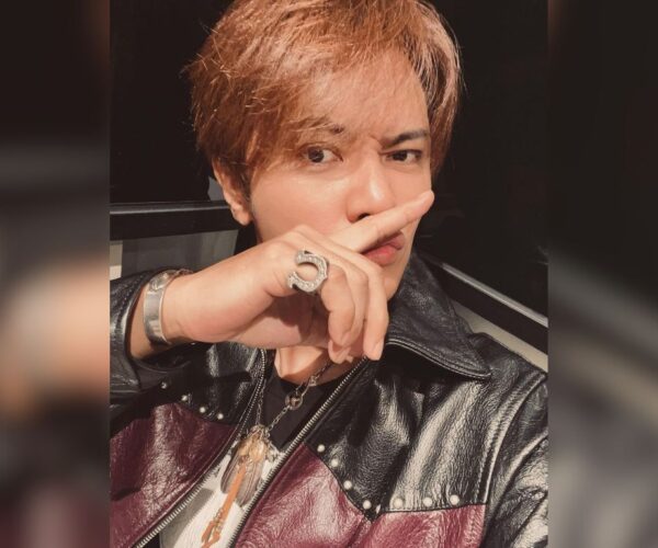 Show Lo shares multiple selfies to disprove plastic surgery claims