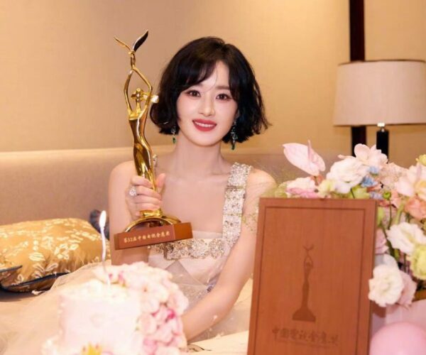 Zanilia Zhao wins Golden Eagle’s Best Actress award