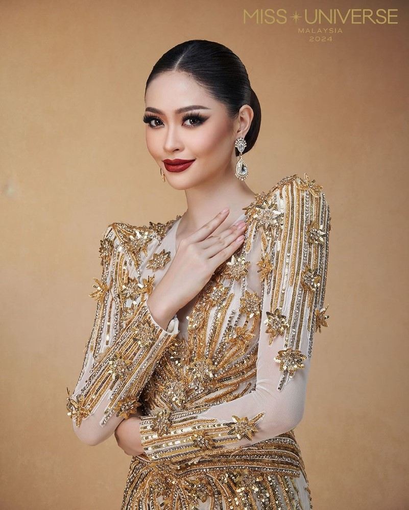 Miss Universe Malaysia 2024 Sandra Lim exudes ‘Princess Walinong Sari’ in national costume, celeb, fashion, miss universe, Miss Universe Malaysia 2024, news, sandra lim, theHive.Asia