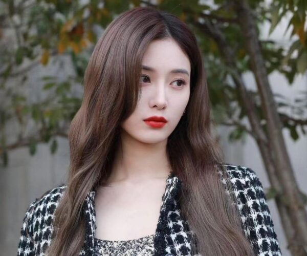 Xu Yiyang’s camp denies collaboration with any crystal brand